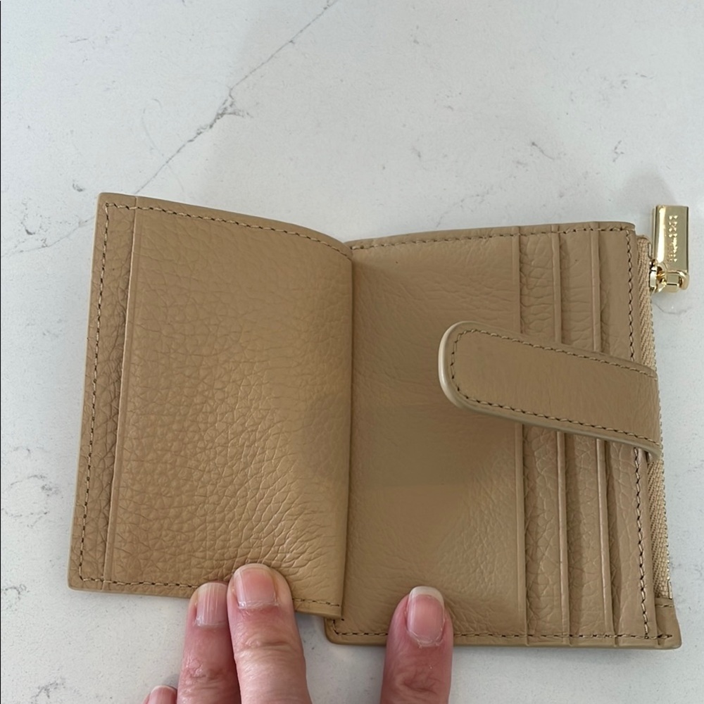 Coccinelle Beige Leather wallet - Picture 3 of 4